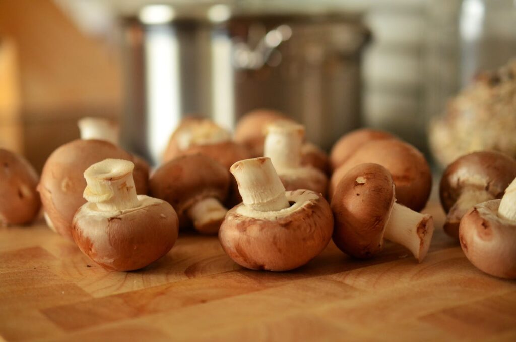 Kan je champignons rauw eten wat je moet weten