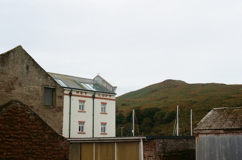 Speels, stijlvol en persoonlijk: dames kapsels 2025